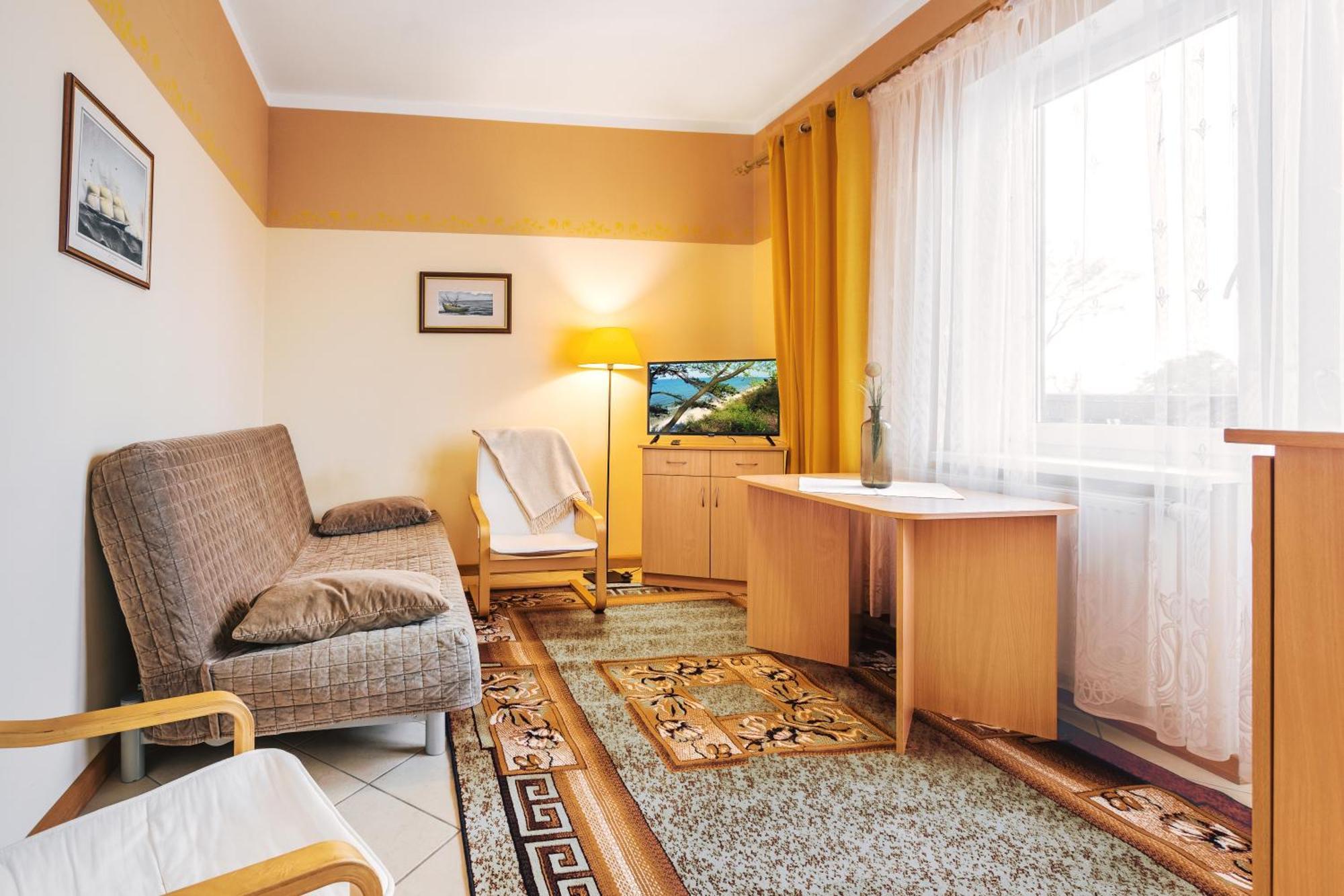 Roza Wiatrow Hotel Wladyslawowo Bilik gambar